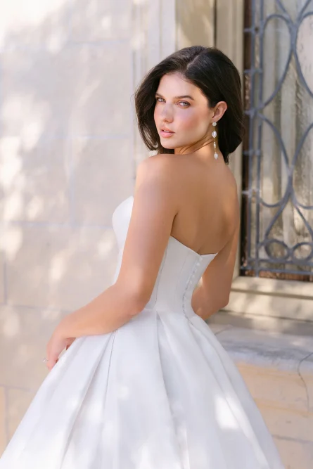 Style A1404 - Image 7